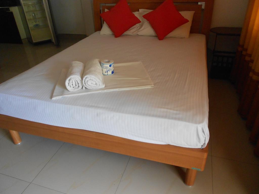 Shanith Guesthouse Negombo Habitación foto